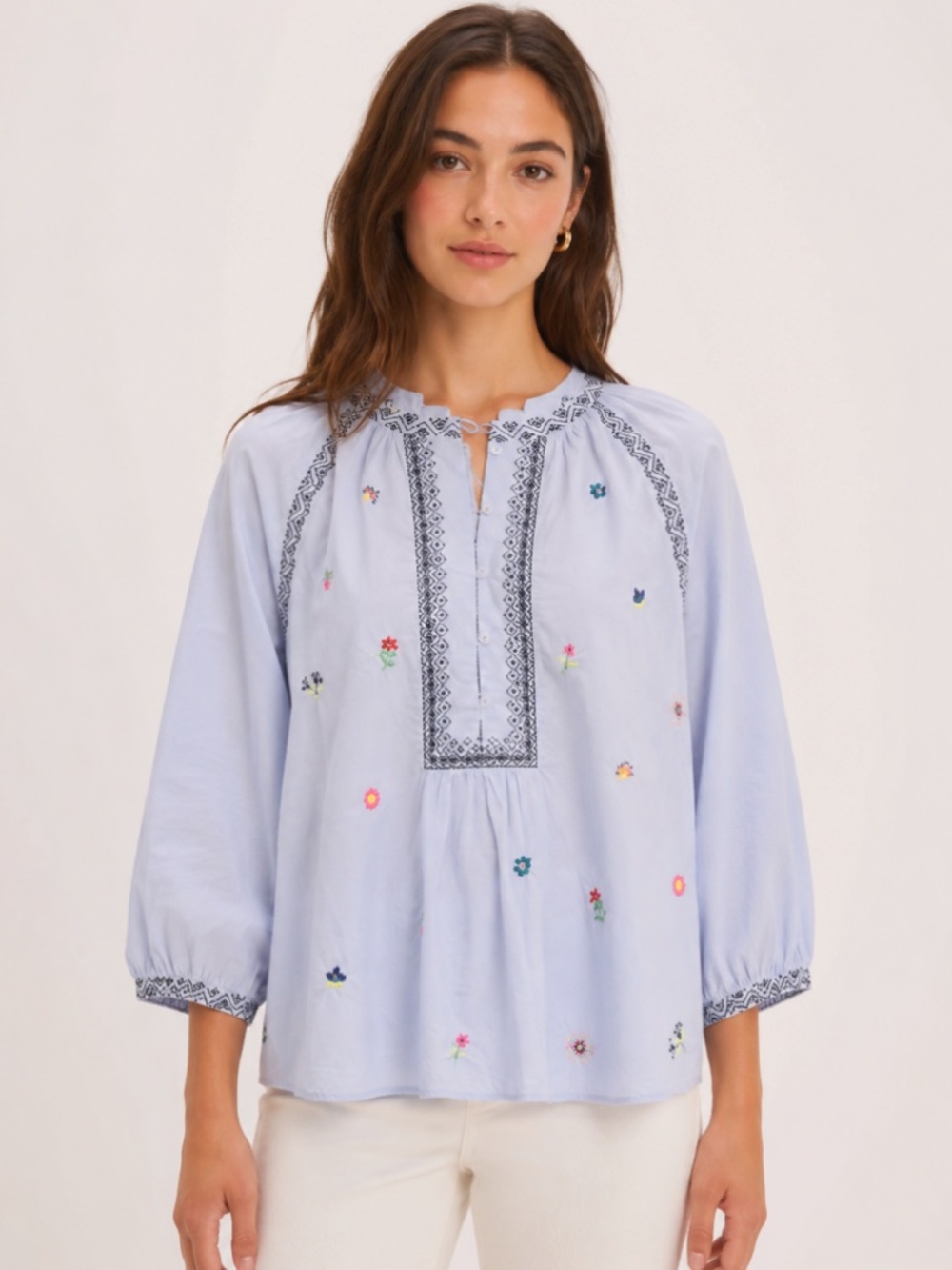 Vilagallo Embroidered Poplin Popover Blouse in Light Blue Size 46 (Large)